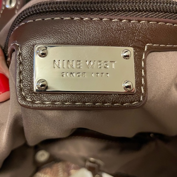 NINE WEST BNWOT. Gorgeous & Glam Sequin Tote or Diaper bag!! - Picture 8 of 9